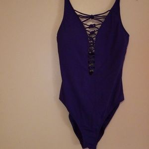 One piece swim suit